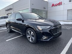2024 Audi Q8 e-tron PREMIUM SUV