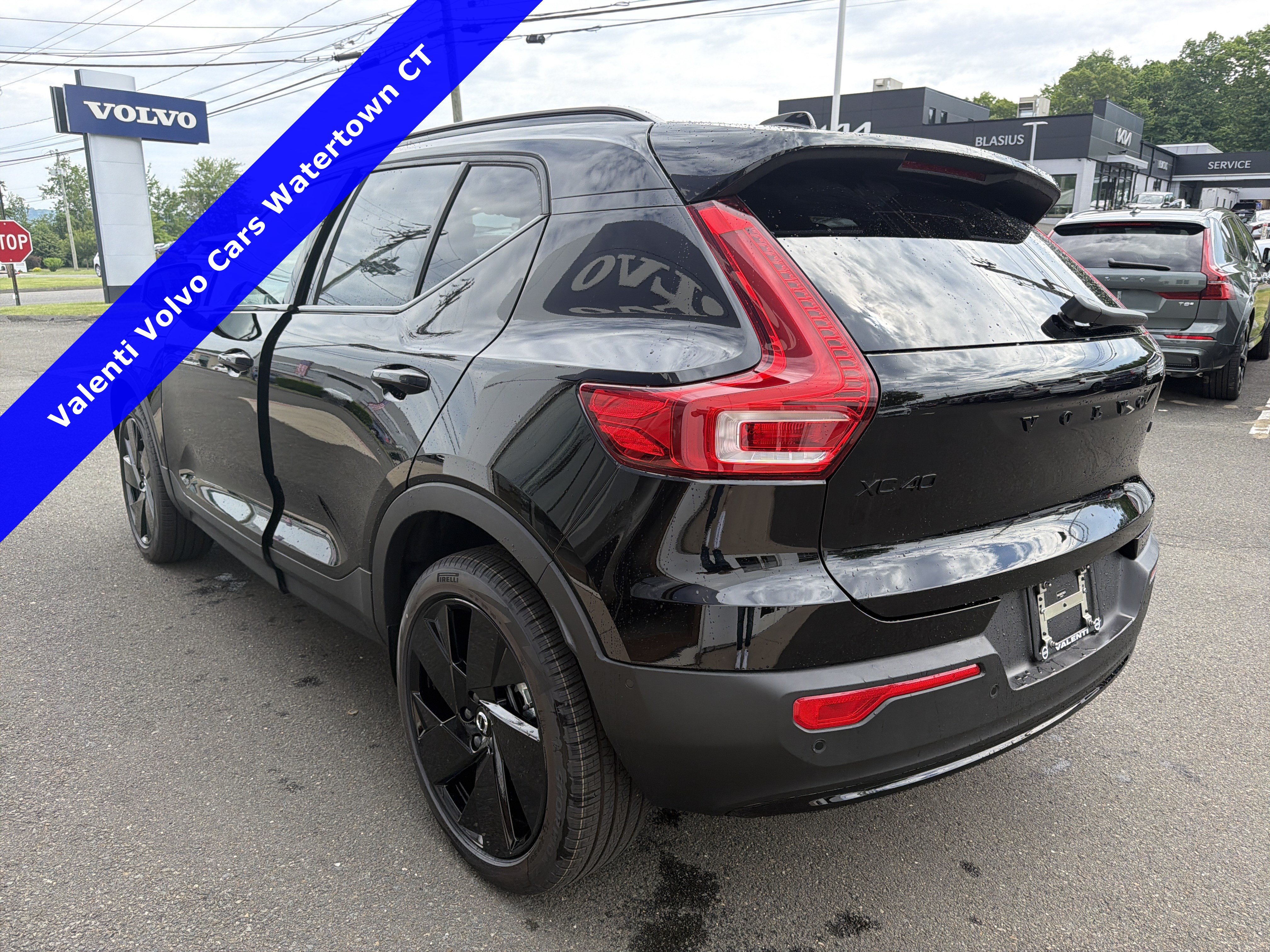 New 2026 Volvo XC40