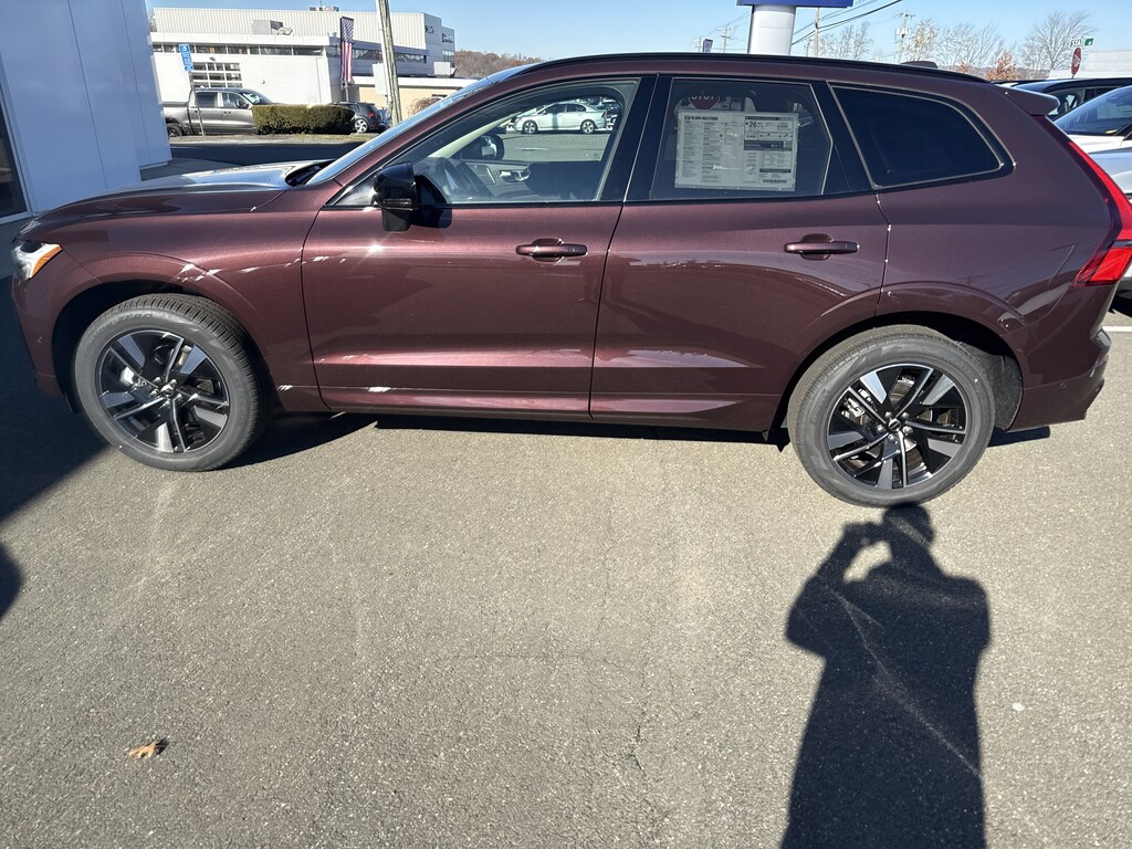 New 2026 Volvo XC60 Plus B5 AWD Plus