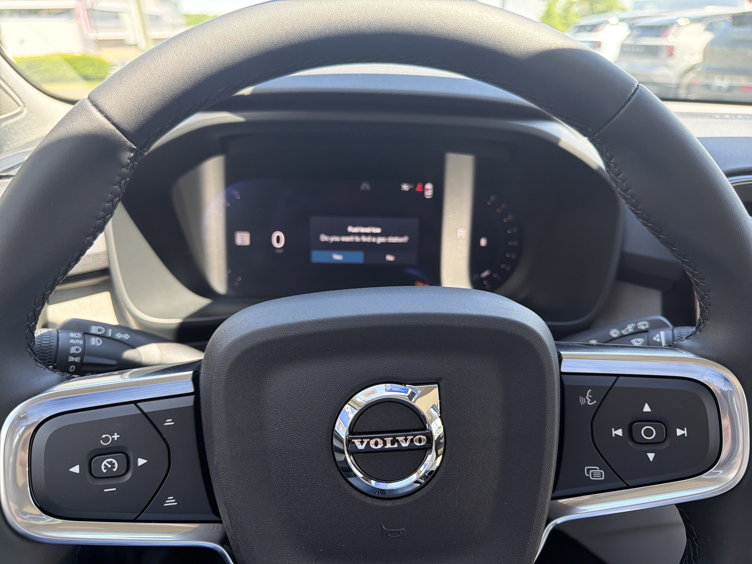 2026 Volvo XC40 Plus - Photo 25