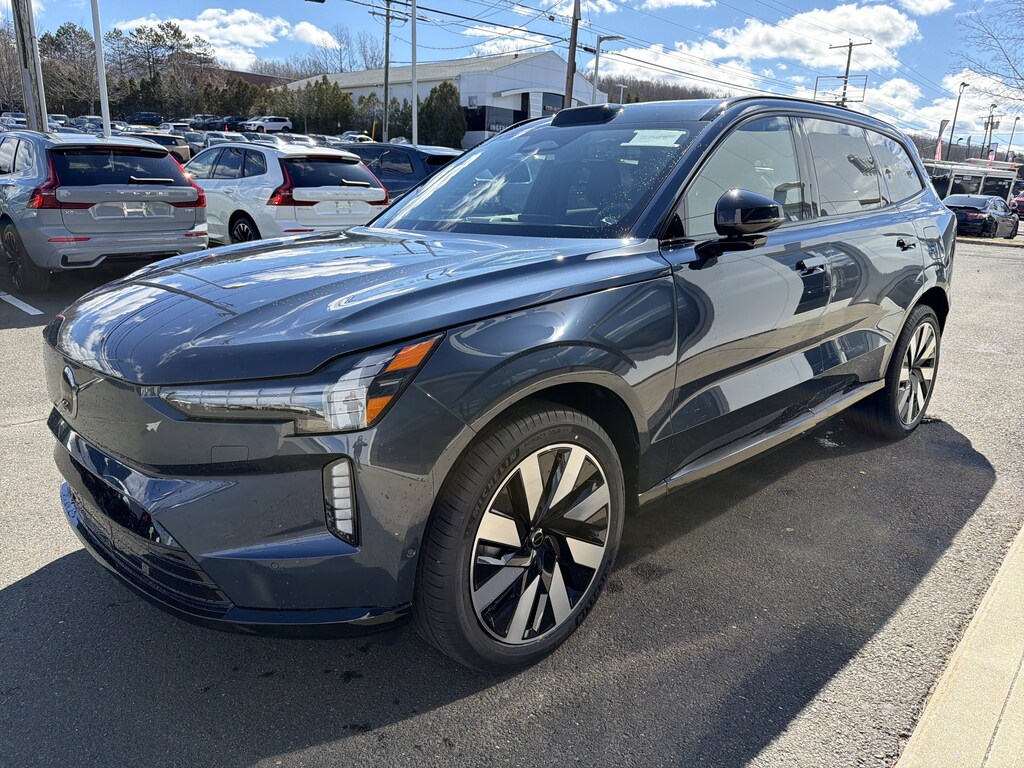 New 2025 Volvo EX90 Plus Twin Motor Performance Plus 7-Seater