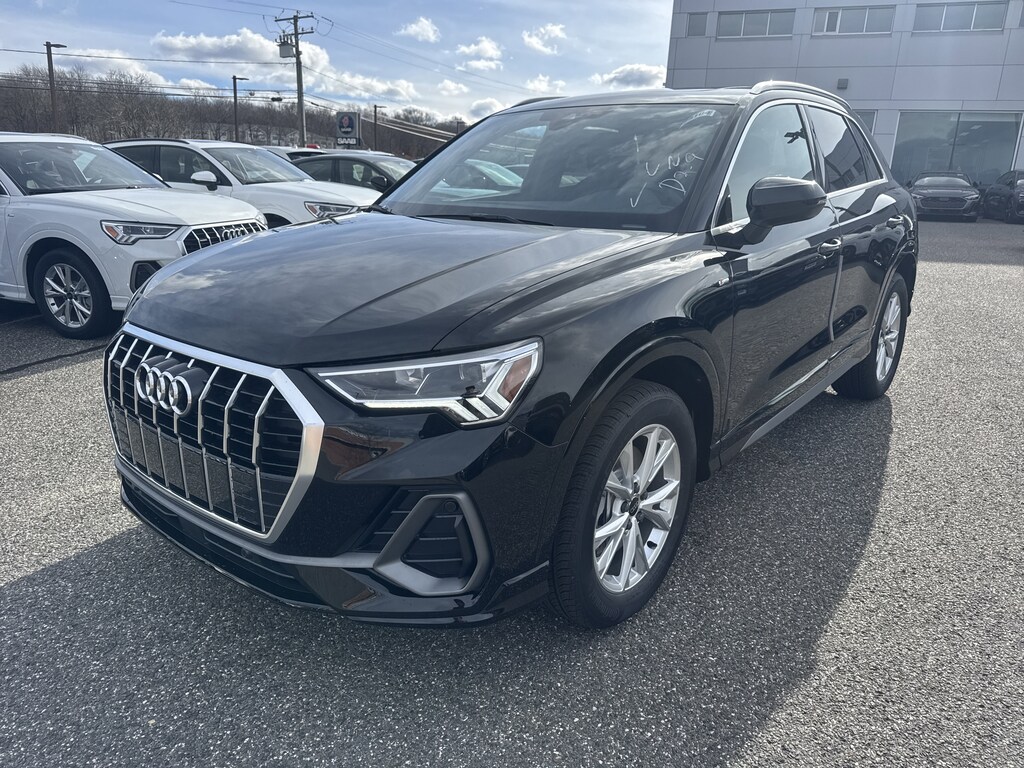 New 2025 Audi Q3 45 S line Premium SUV
