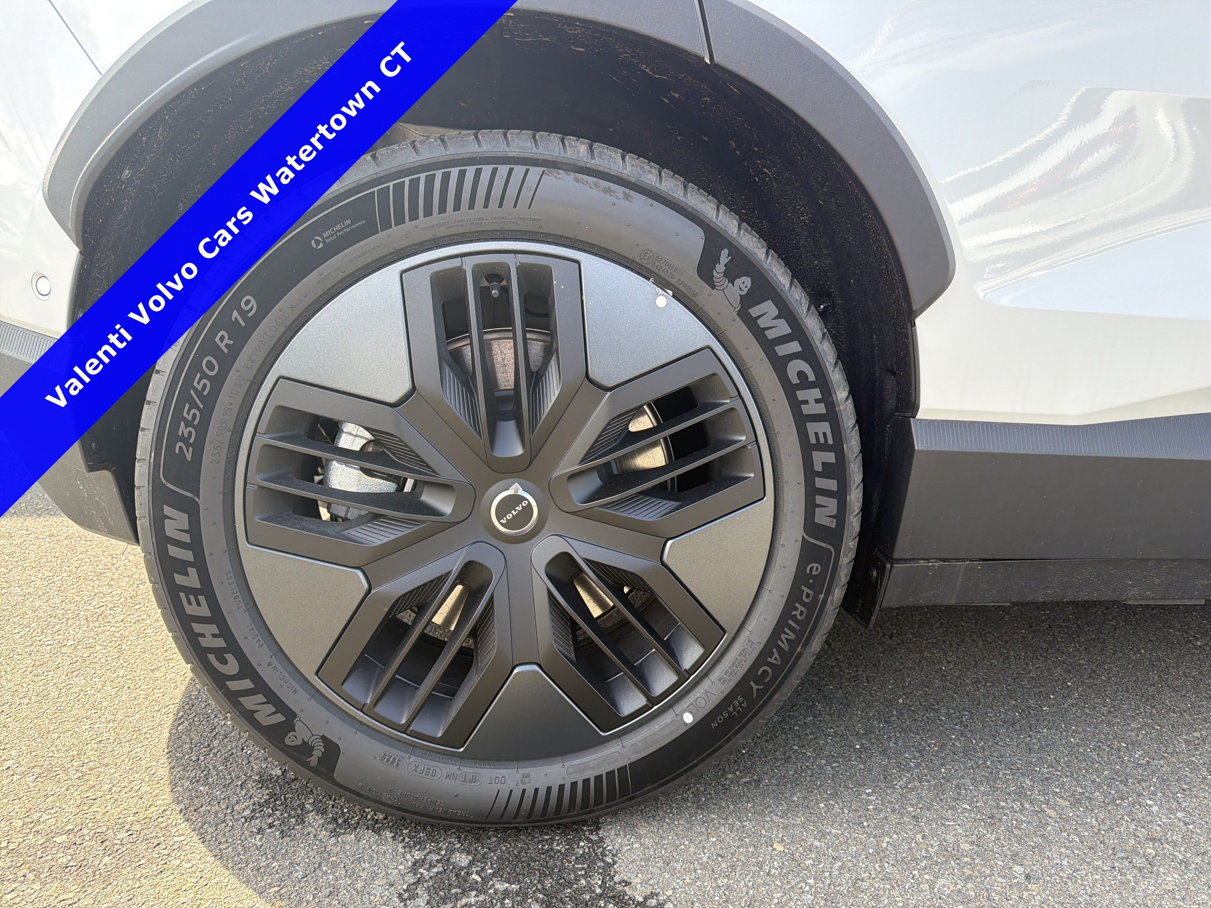 2026 Volvo EX30 Ultra - Photo 6