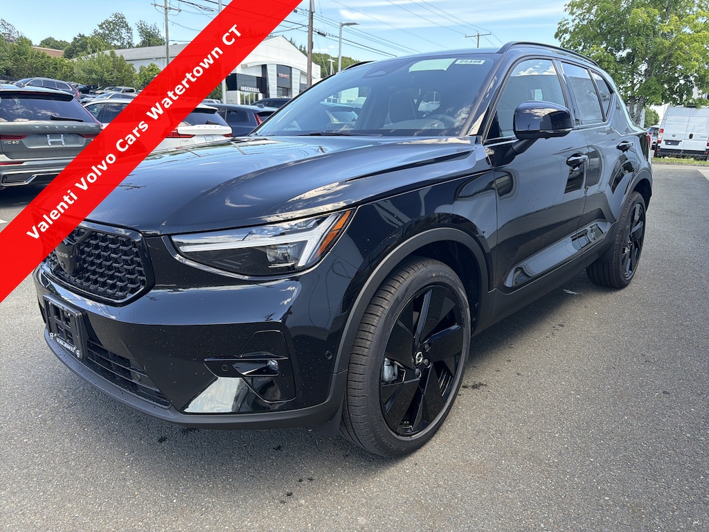 New 2026 Volvo XC40