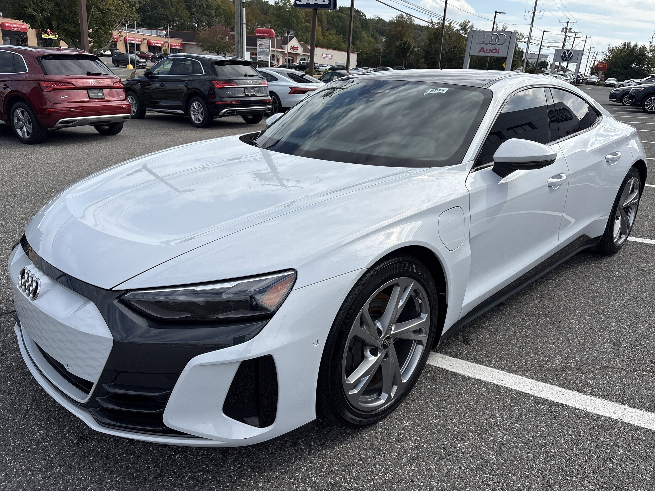 2023 Audi e-tron GT Prestige photo 3