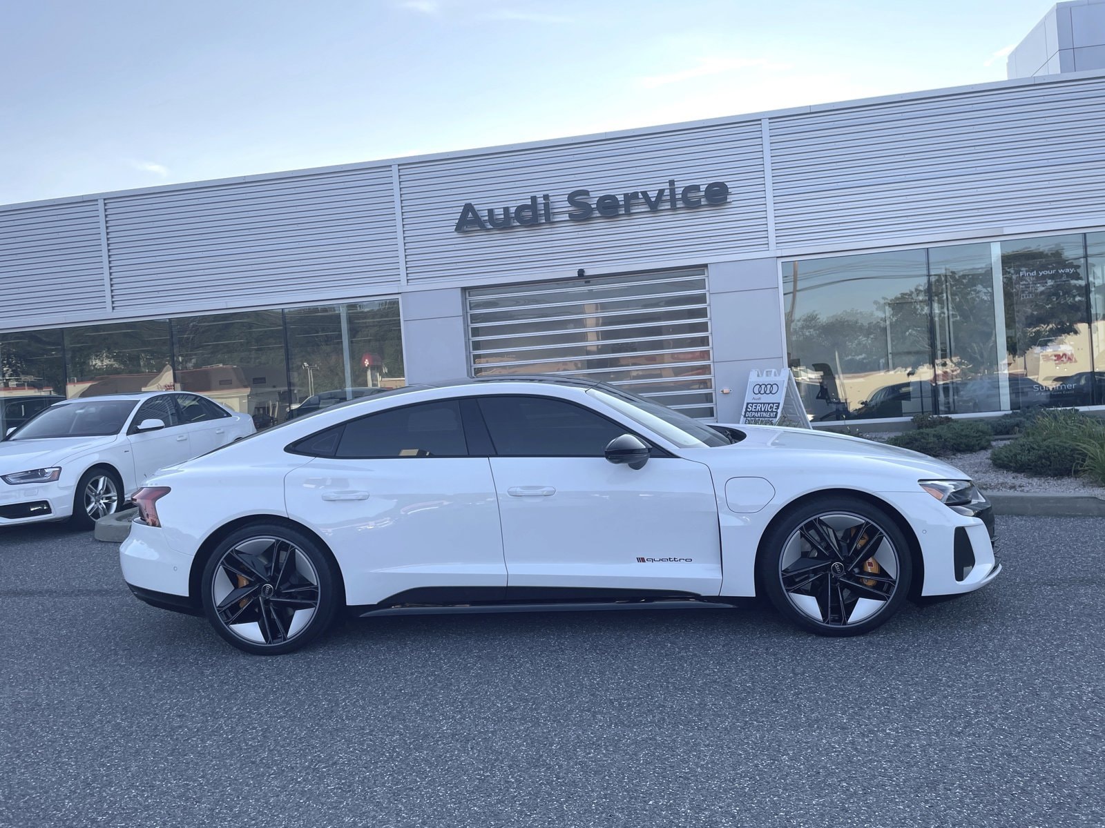 Used 2022 Audi RS e-tron GT Base with VIN WAUBHBFW9N7904725 for sale in Watertown, CT