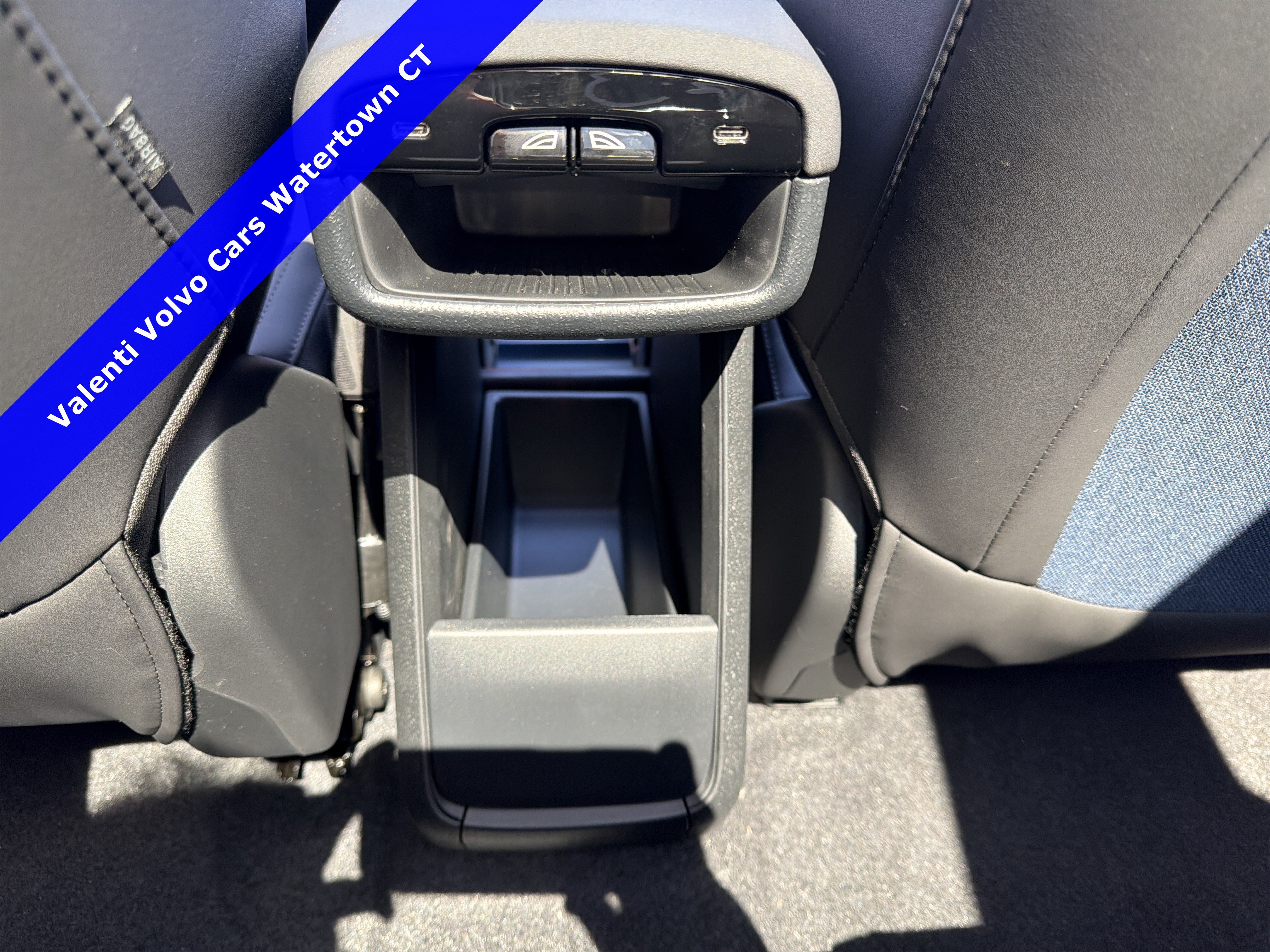 2026 Volvo EX30 Plus - Photo 16