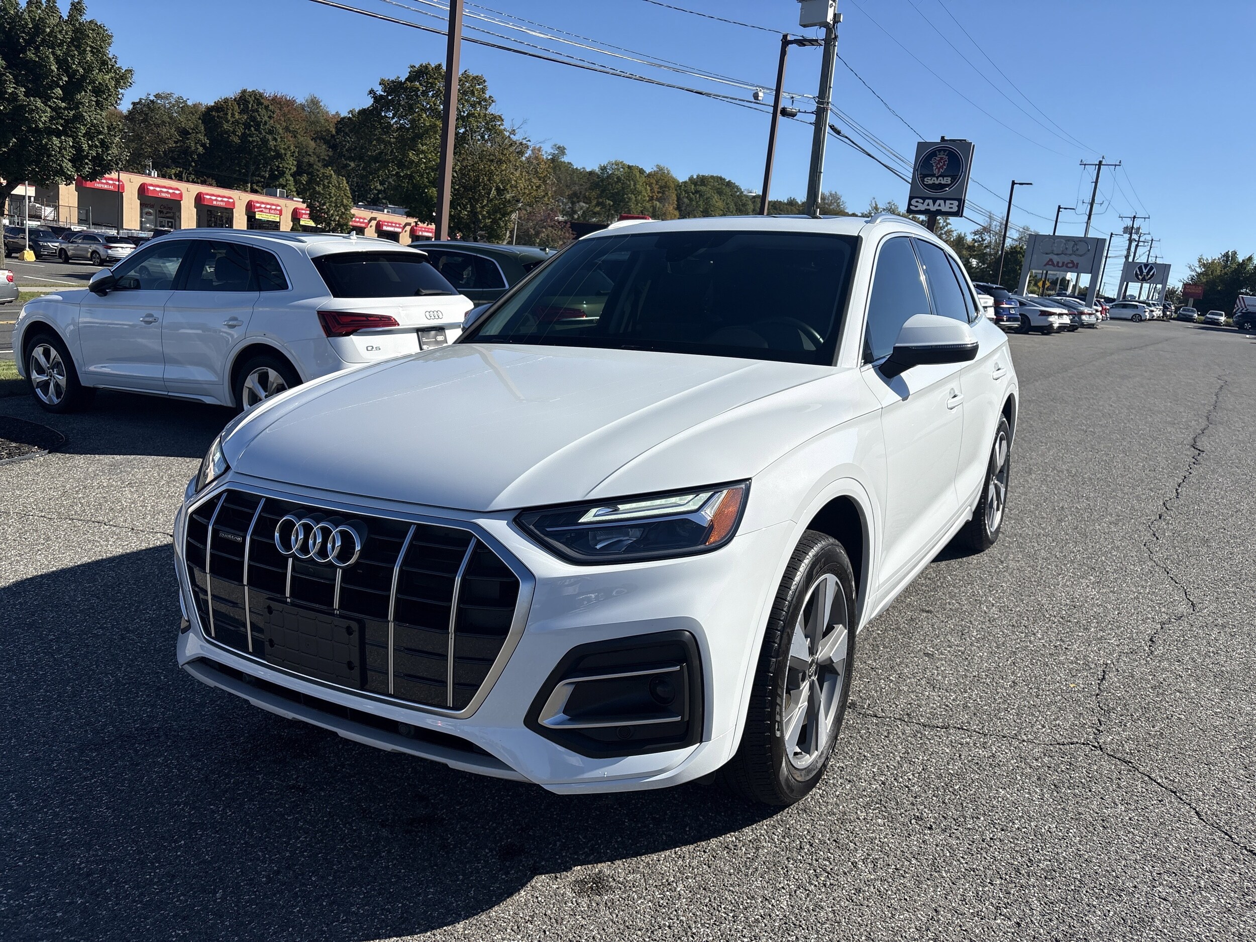 2023 Audi Q5 Premium Plus photo 3