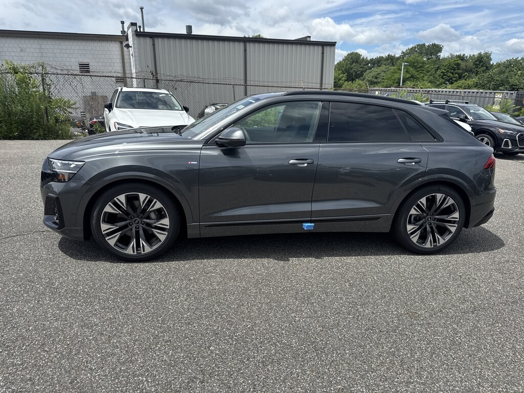 New 2026 Audi Q8