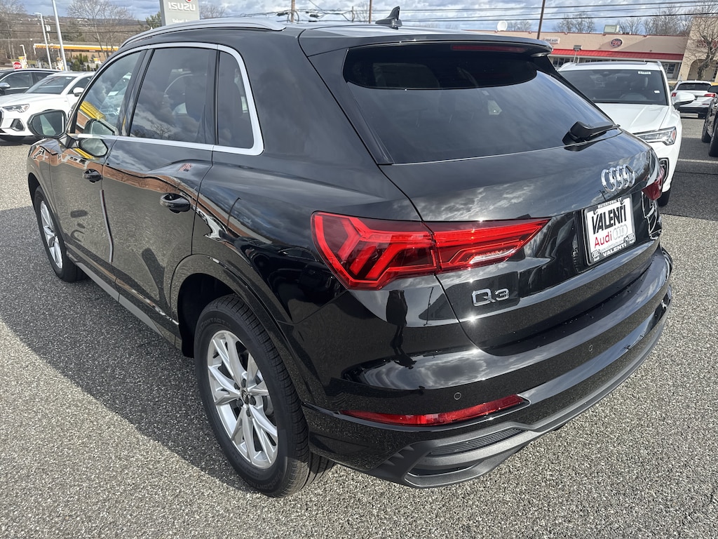 New 2025 Audi Q3 45 S line Premium SUV