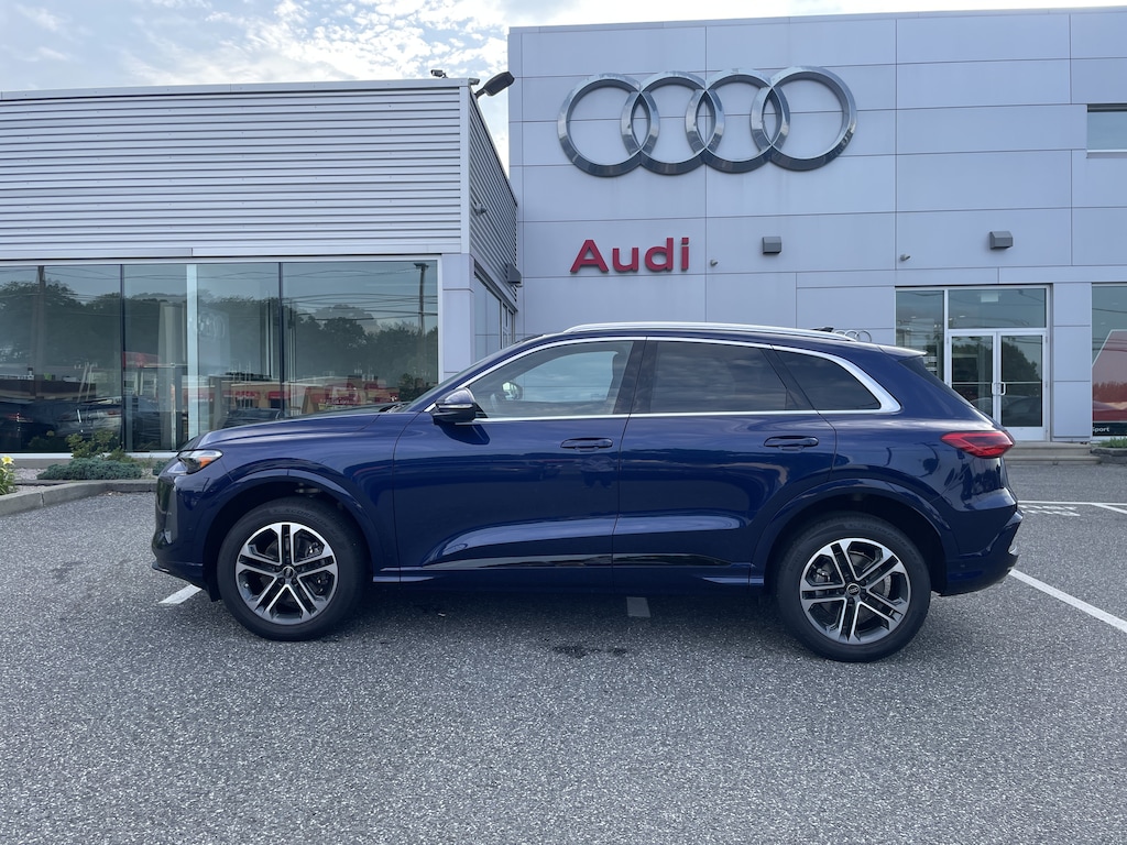 Certified 2025 Audi Q5 PREMIUM SUV