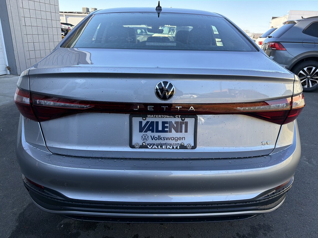 New 2026 Volkswagen Jetta SE SE Auto
