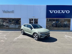 2023 Volvo C40 Recharge Pure Electric Twin Ultimate SUV