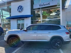 2024 Volkswagen Atlas 2.0T SE w/Technology SUV