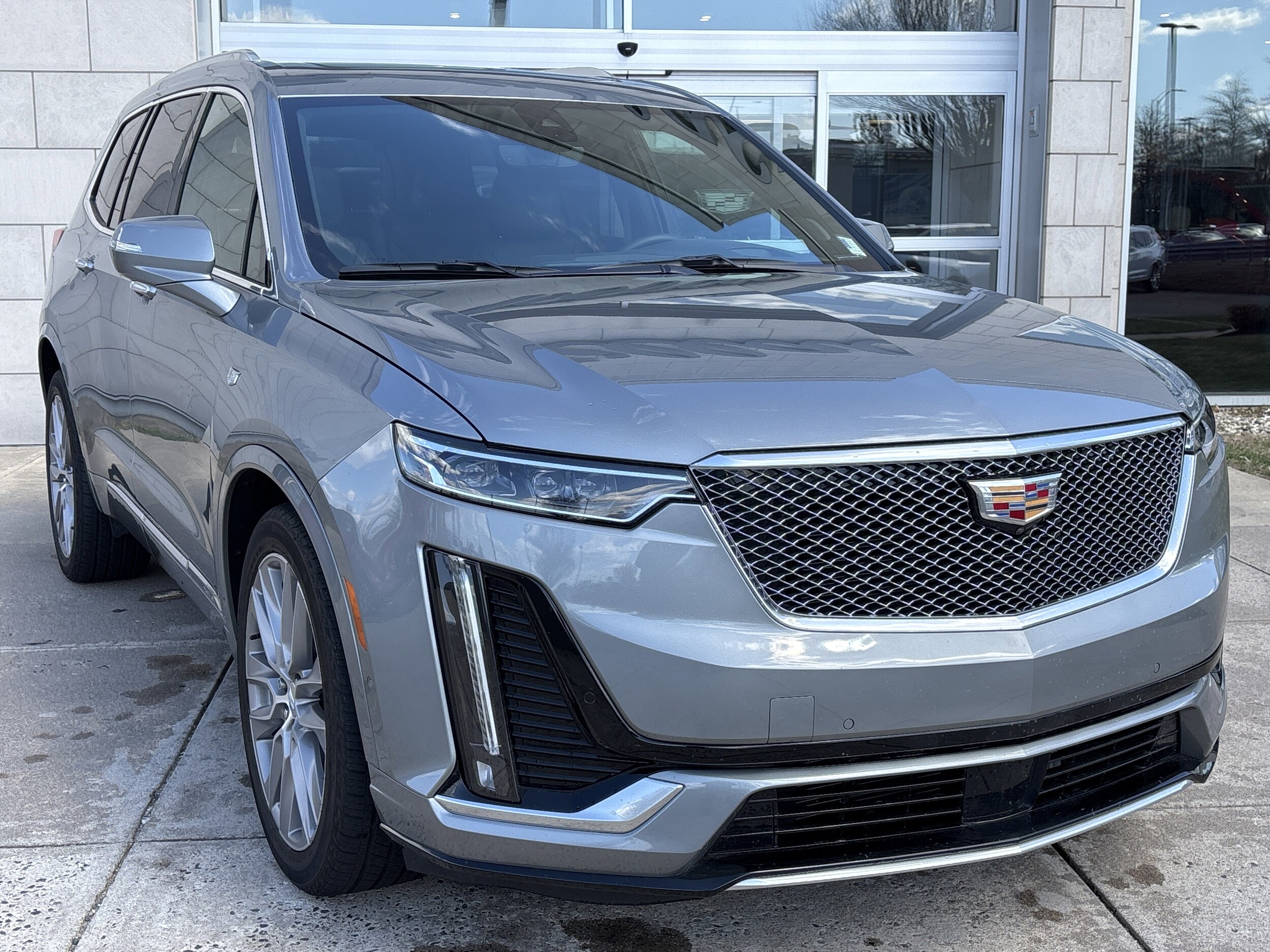Used 2024 Cadillac XT6 Premium Luxury with VIN 1GYKPFRS6RZ722684 for sale in Hartford, CT