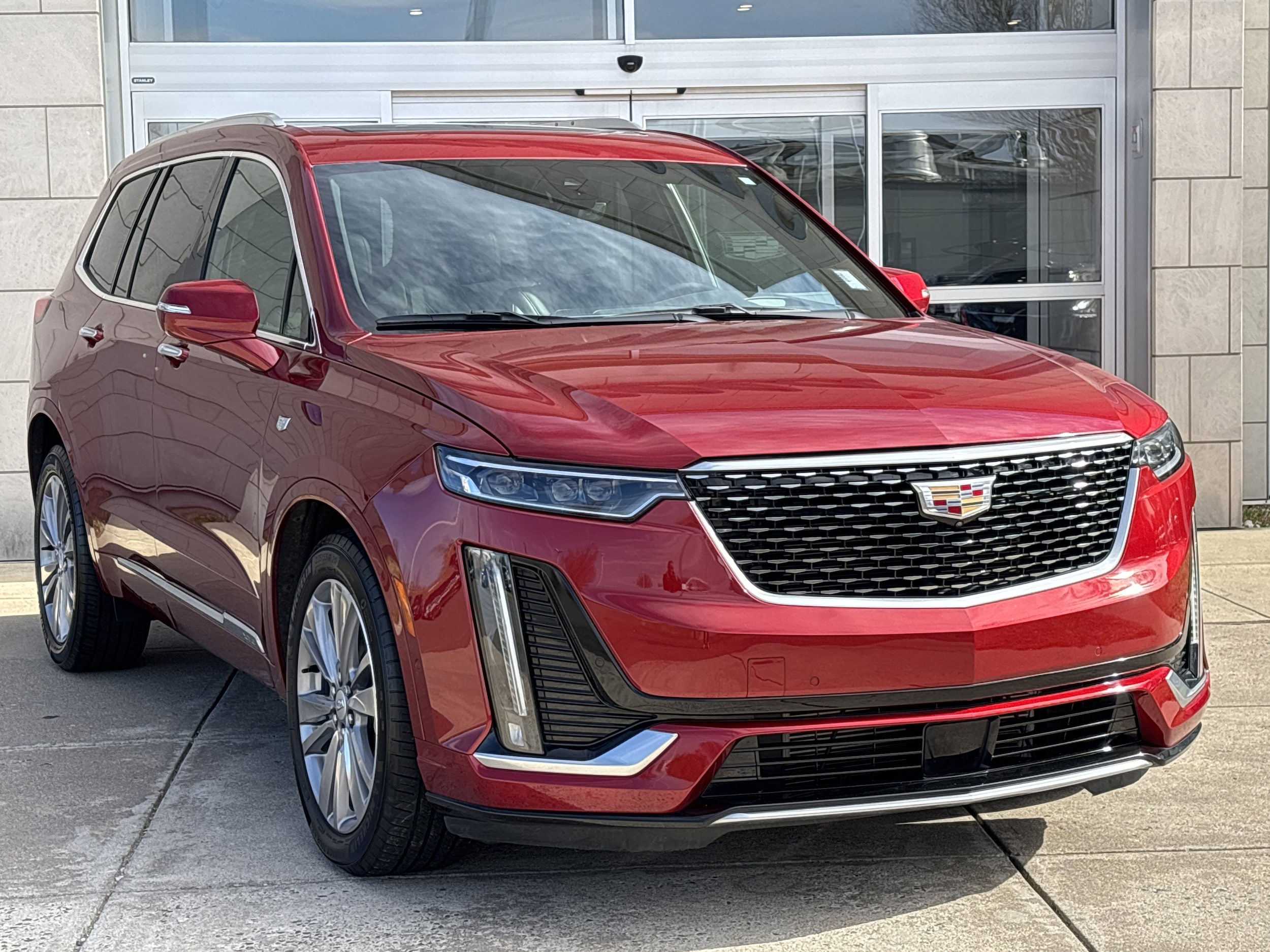Used 2024 Cadillac XT6 Premium Luxury with VIN 1GYKPFRS0RZ710191 for sale in Hartford, CT