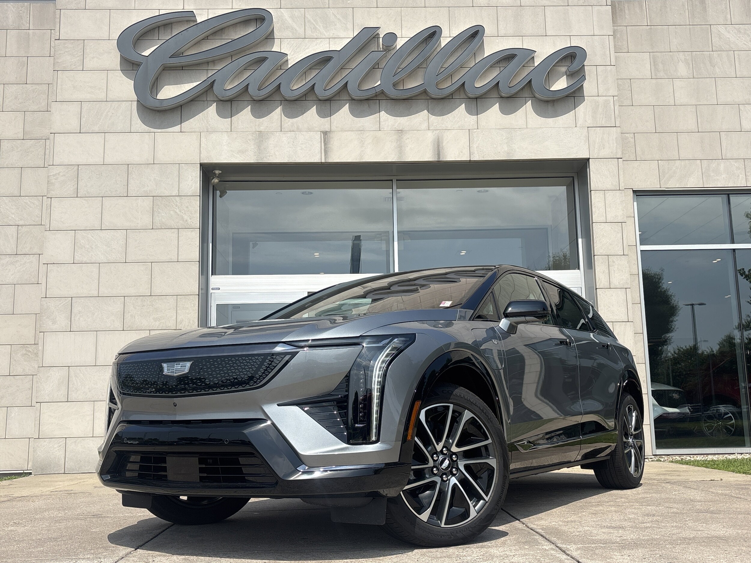 2025 Cadillac OPTIQ Sport 1 - Photo 11