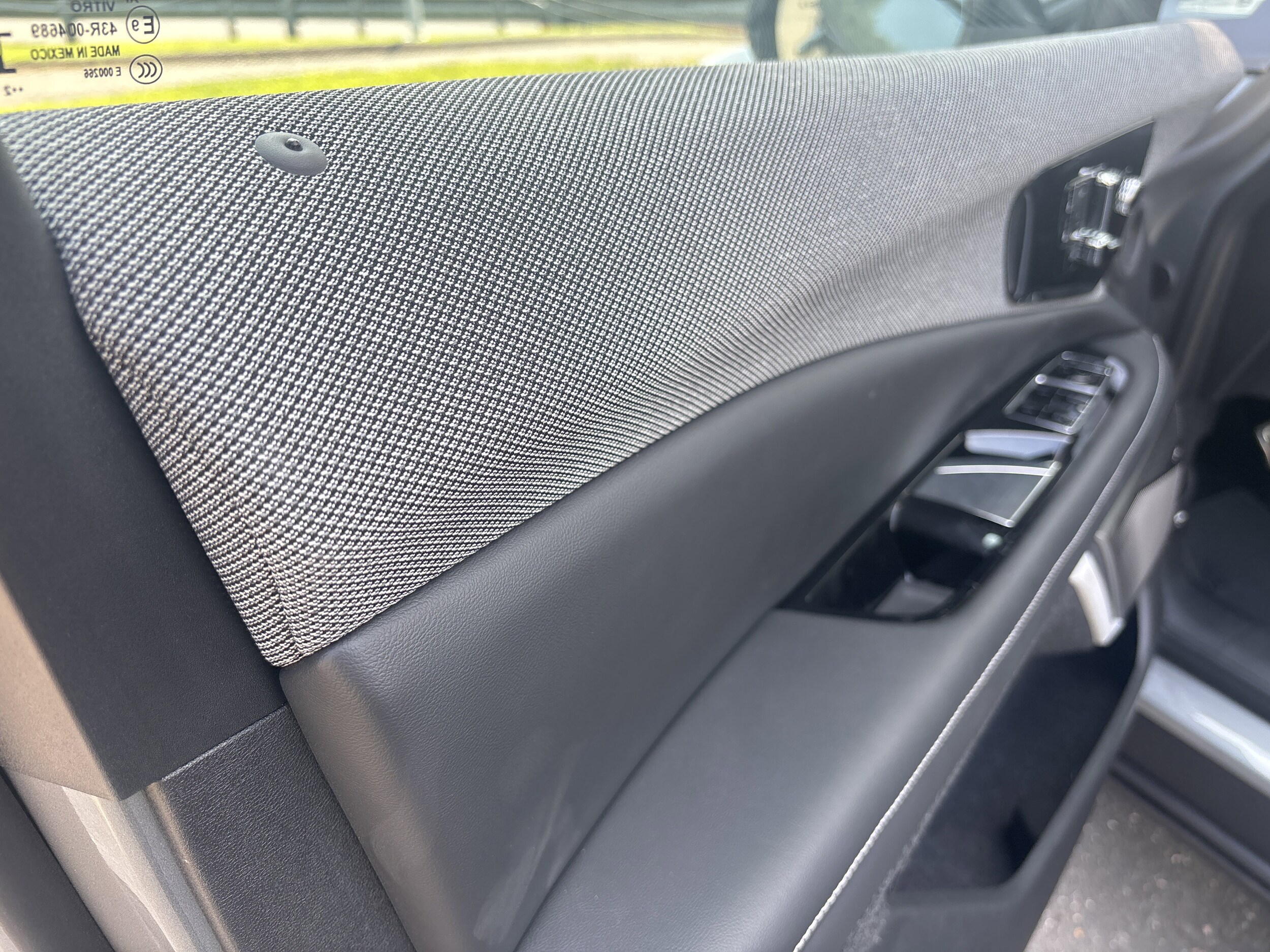 2025 Cadillac OPTIQ Sport 1 - Photo 22