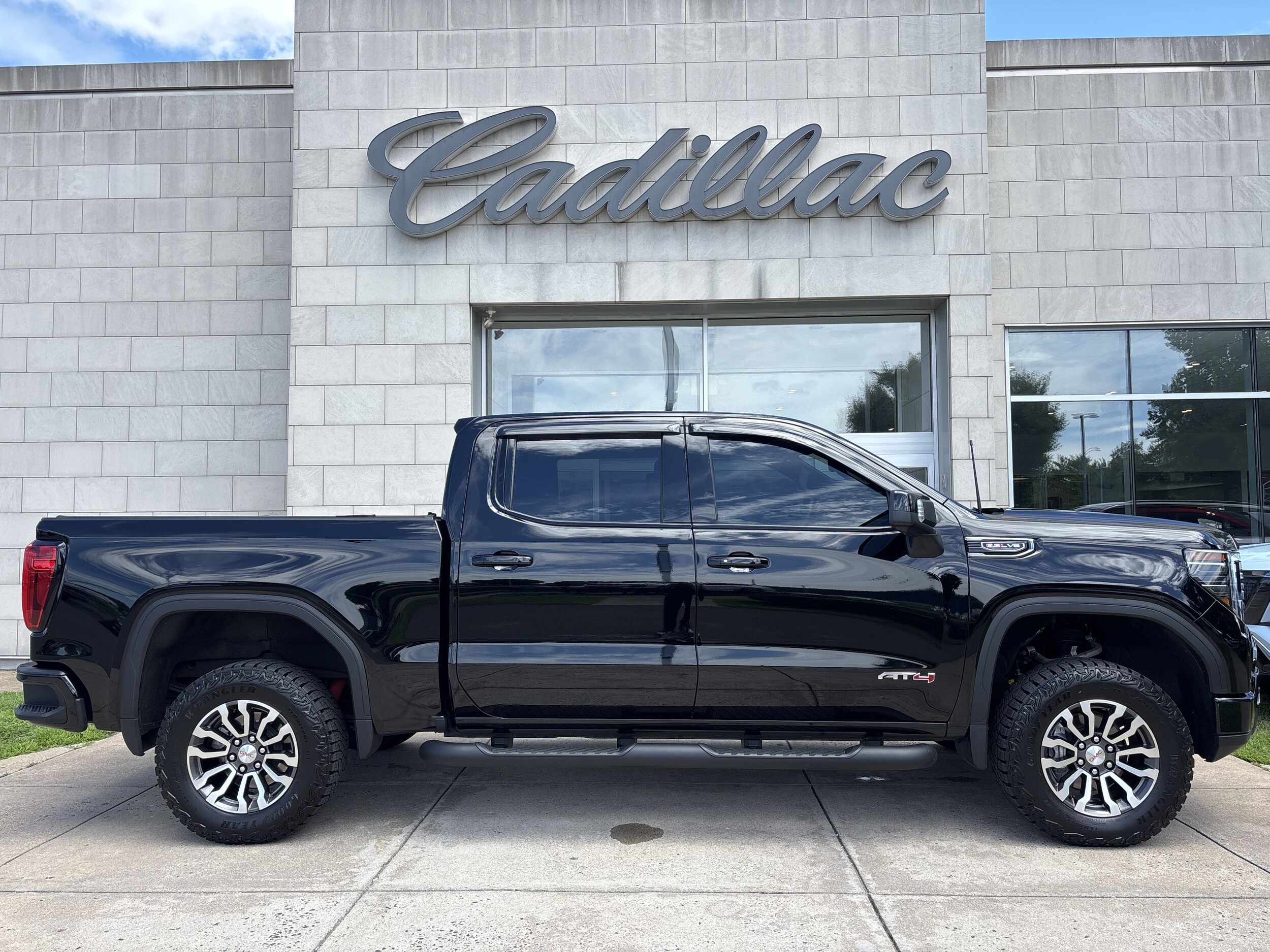 2023 Gmc Sierra 1500 AT4 photo 3