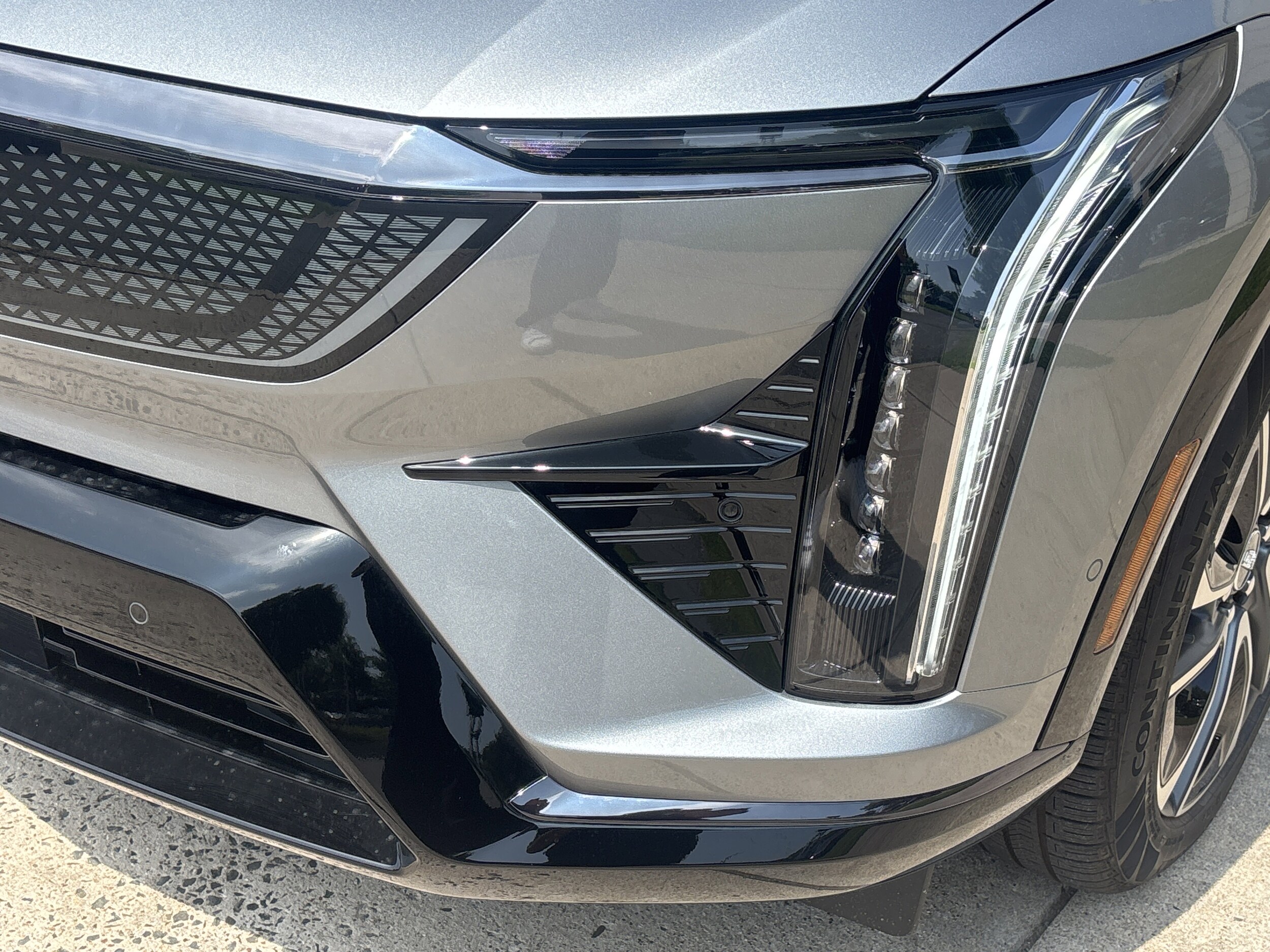 2025 Cadillac OPTIQ Sport 1 - Photo 16