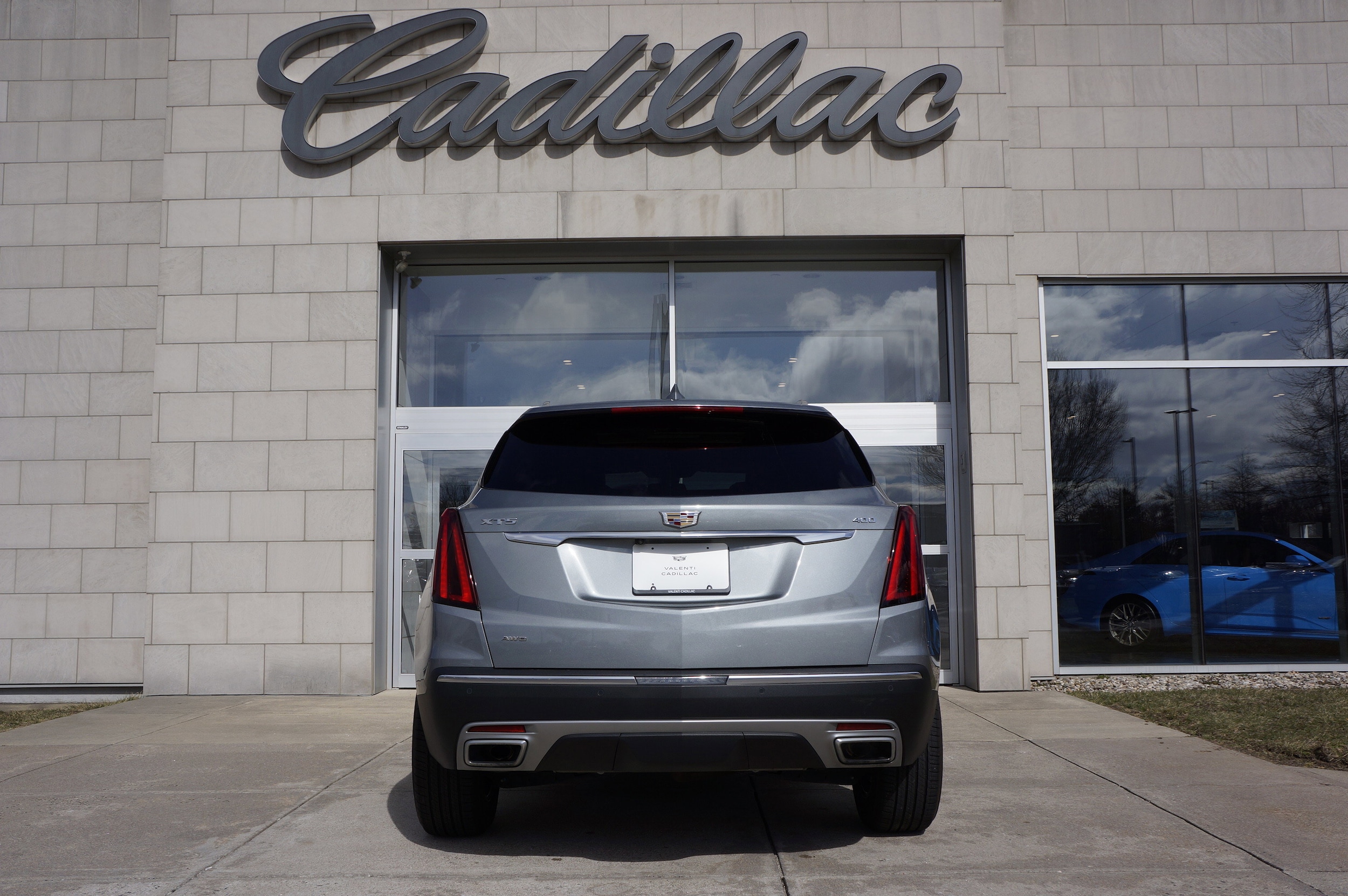 2025 Cadillac XT5 Luxury - Photo 6