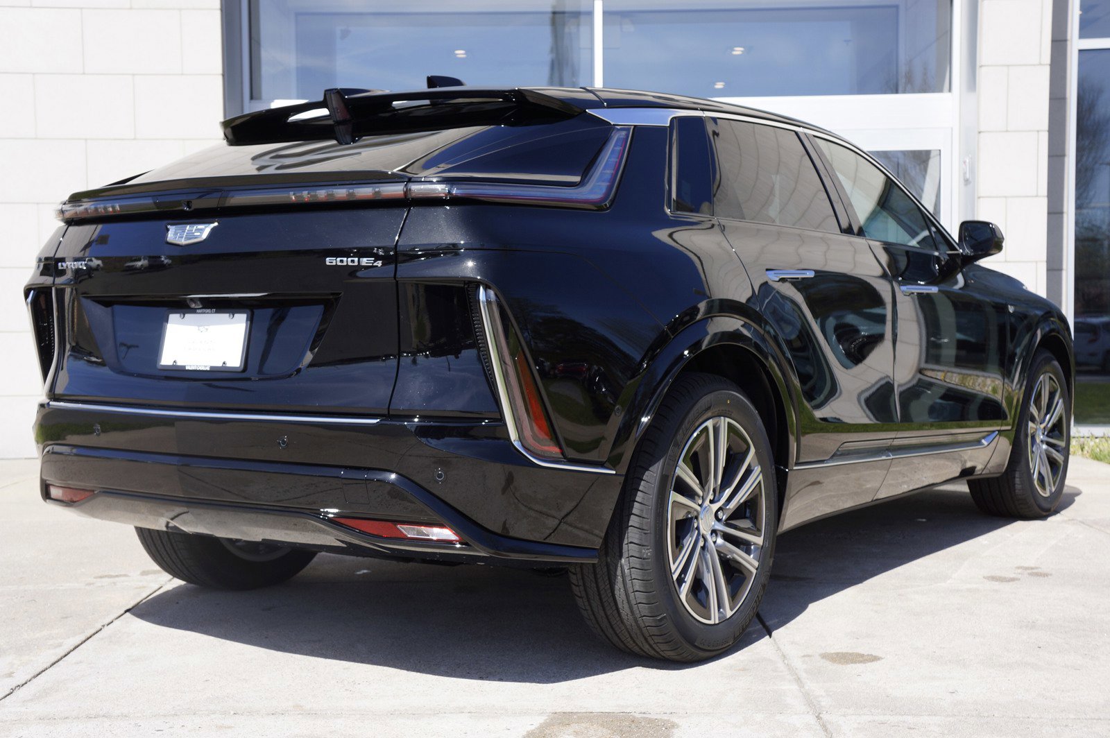 2024 Cadillac Lyriq Luxury photo 4