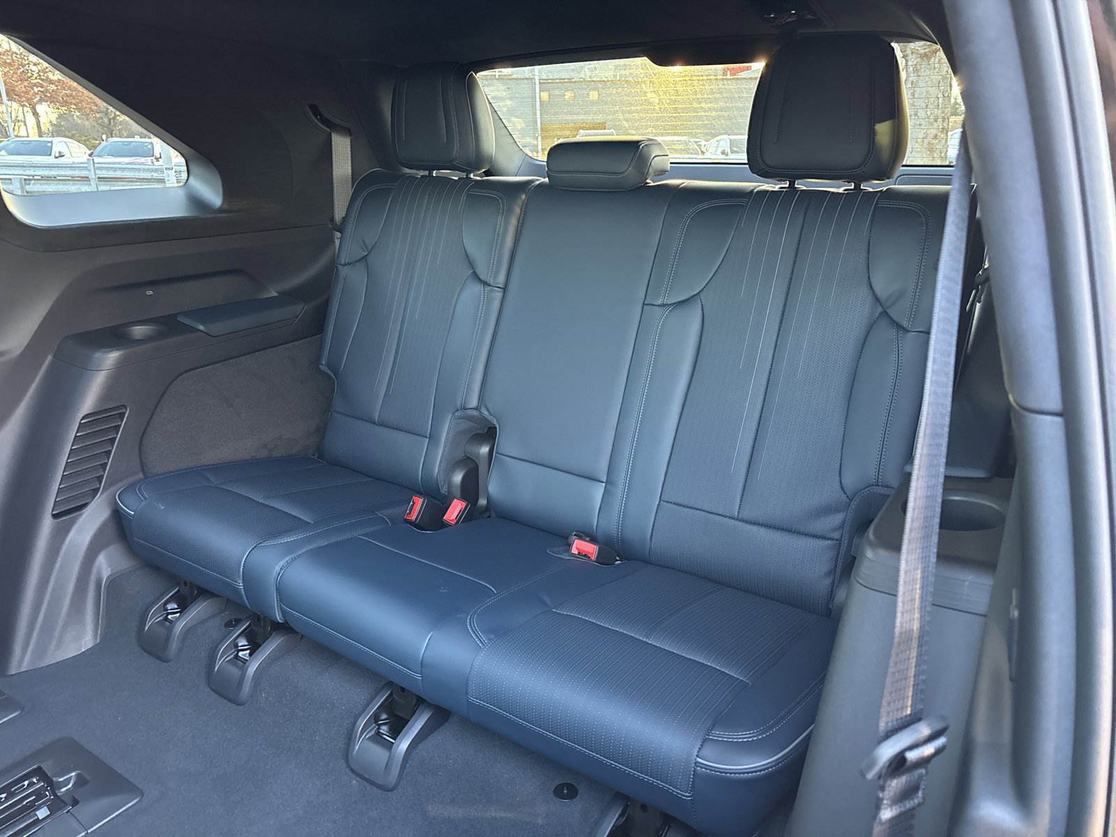 2025 Cadillac Escalade IQ Sport 2 - Photo 31