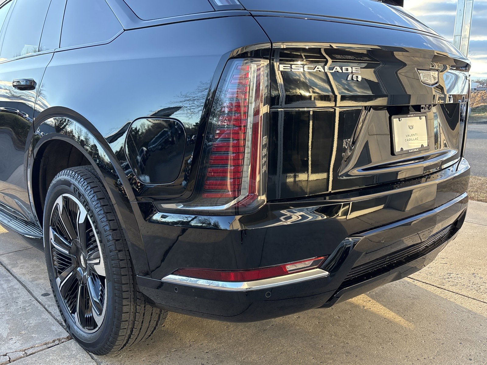 2025 Cadillac Escalade IQ Sport 2 - Photo 21