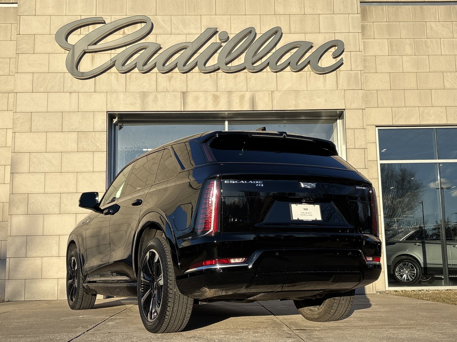 2025 Cadillac Escalade IQ Sport 2 - Photo 8