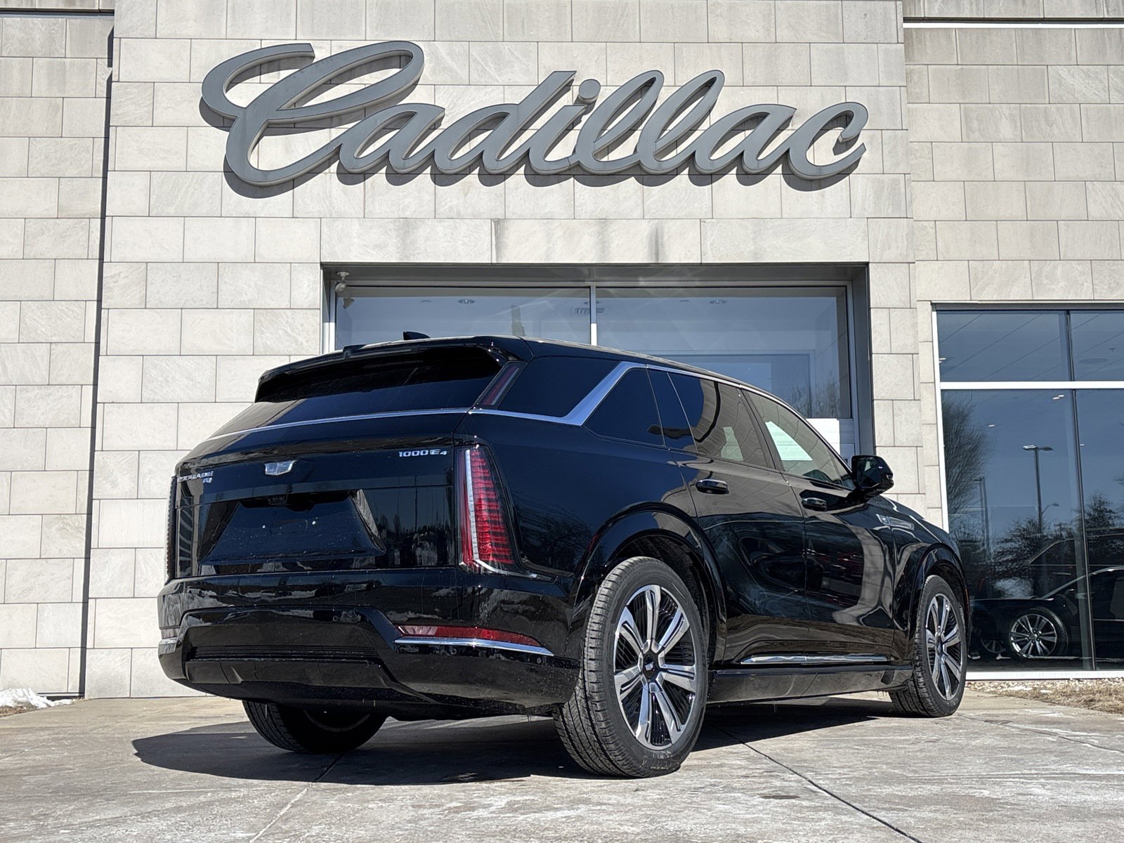 2025 Cadillac Escalade IQ Luxury photo 4