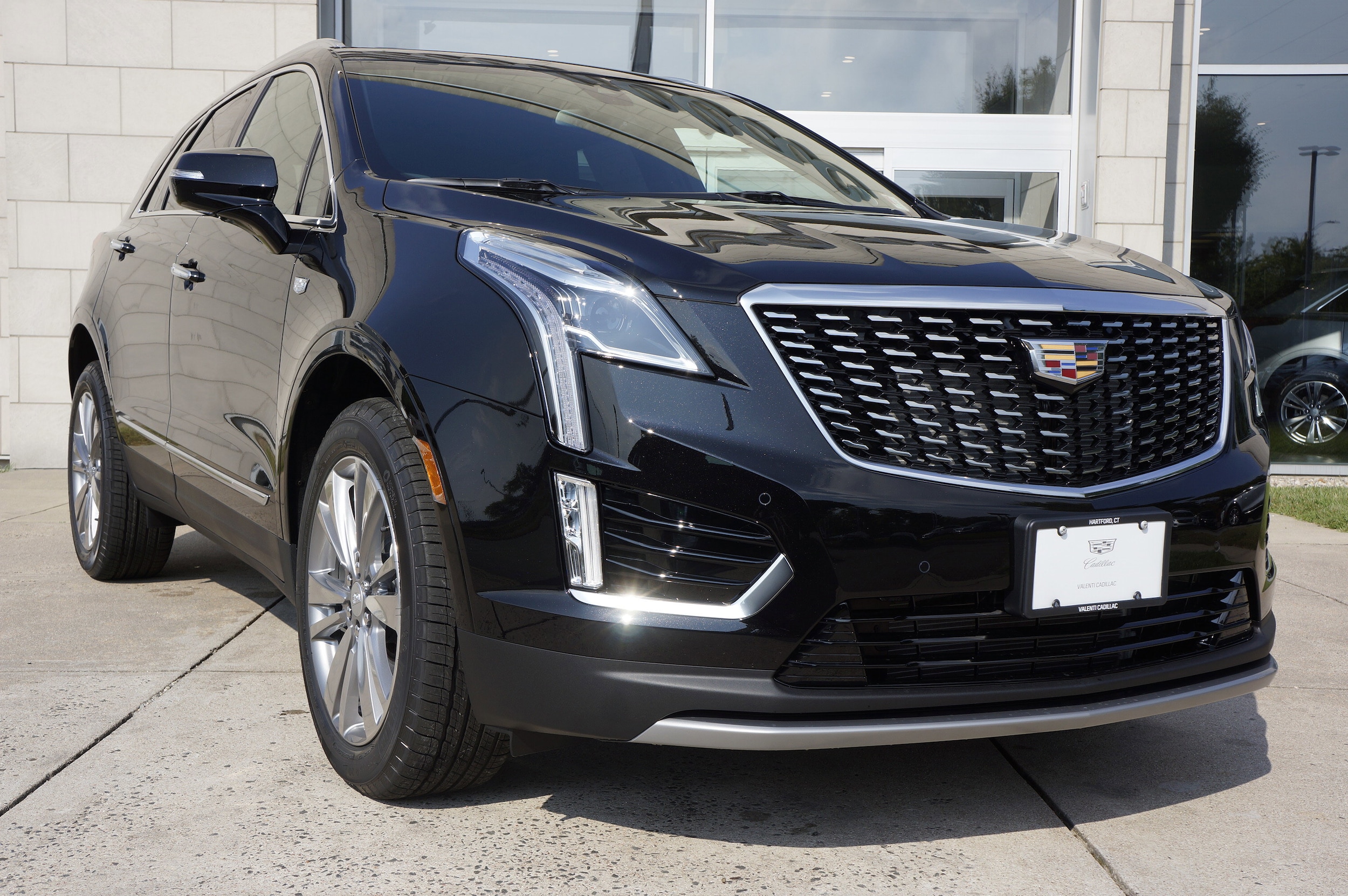 Used 2024 Cadillac XT5 Premium Luxury with VIN 1GYKNFRS0RZ744878 for sale in Hartford, CT