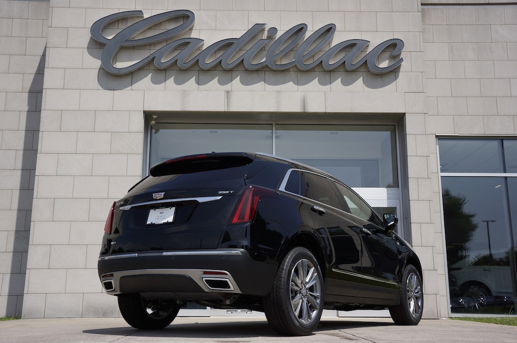 Used 2025 CADILLAC XT5 Premium Luxury SUV