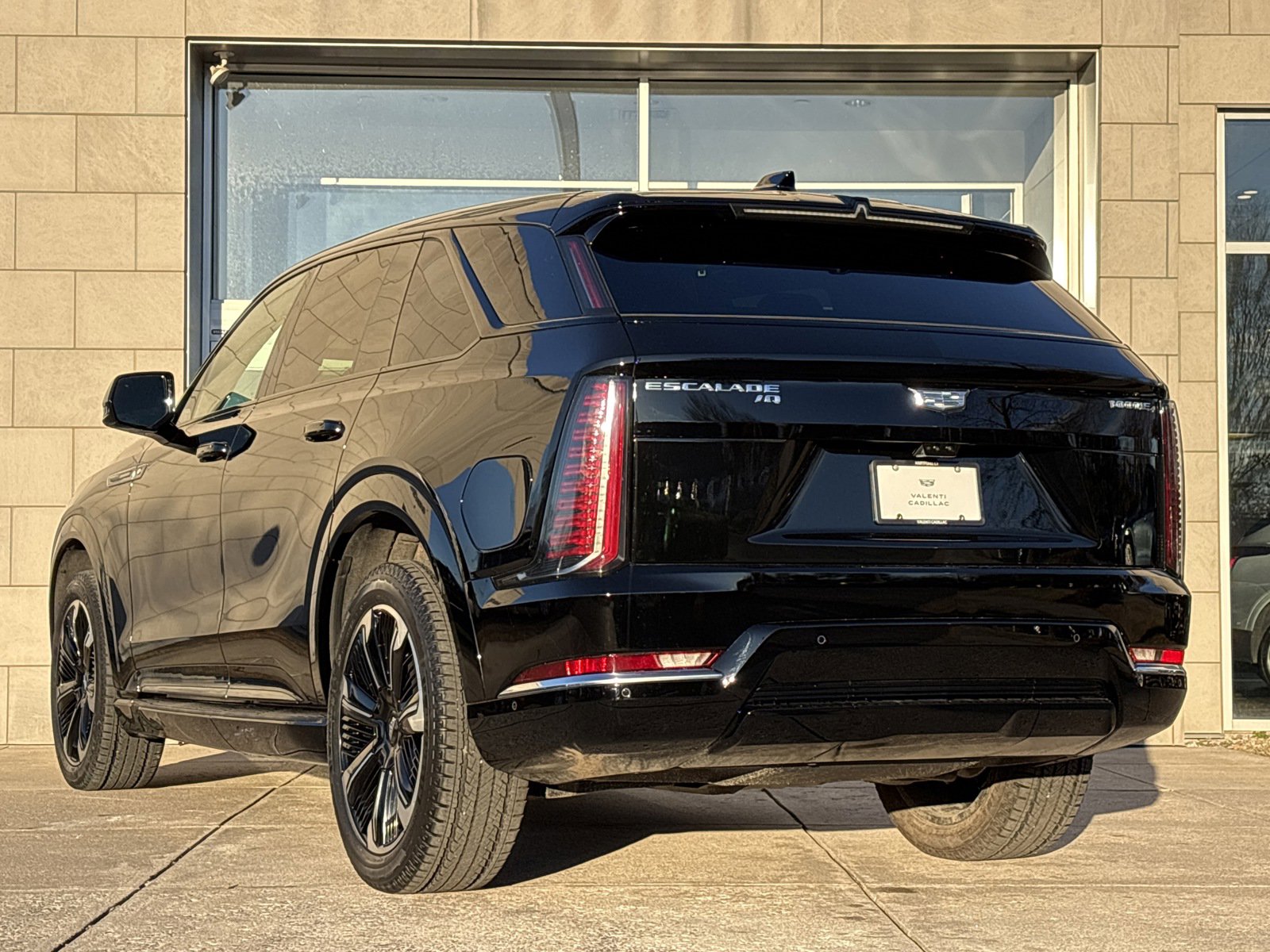 2025 Cadillac Escalade IQ Sport 2 - Photo 9
