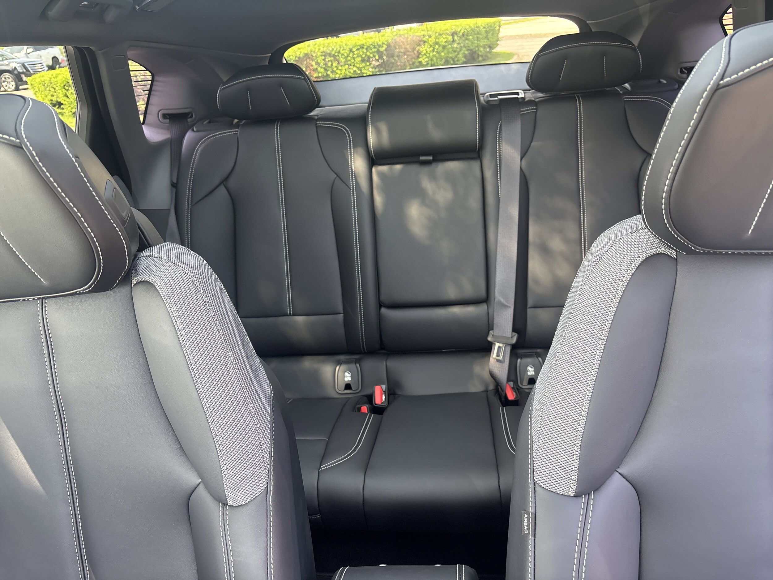 2025 Cadillac OPTIQ Sport 1 - Photo 34