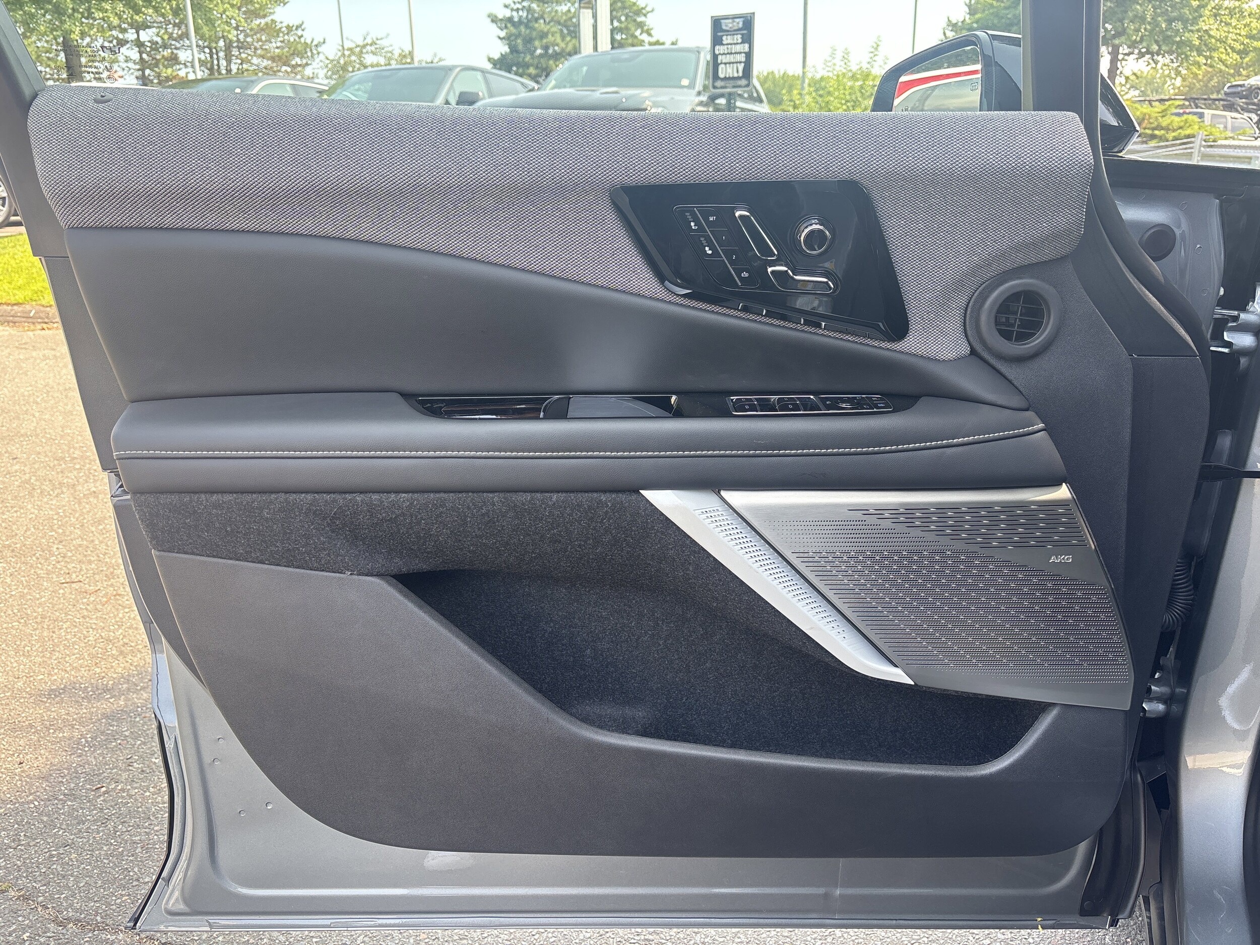 2025 Cadillac OPTIQ Sport 1 - Photo 21