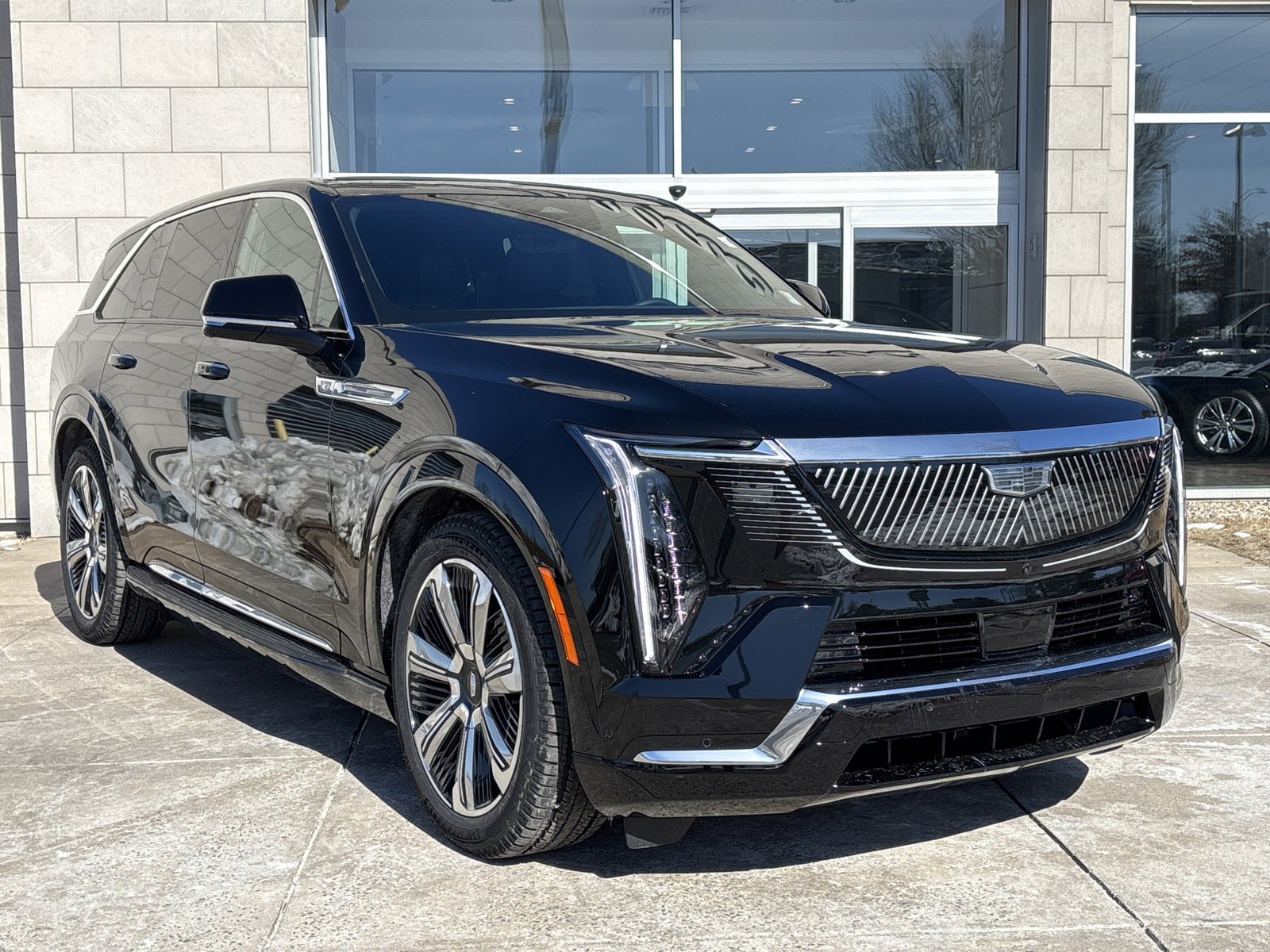 2025 Cadillac Escalade IQ Luxury photo 2
