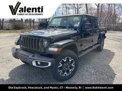 2026 Jeep Gladiator Sahara Pickup