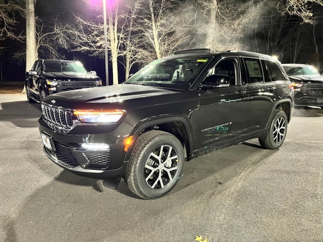 Used 2024 Jeep Grand Cherokee Limited with VIN 1C4RJHBG3RC697642 for sale in Mystic, CT