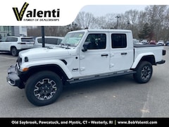 2026 Jeep Gladiator Sahara Pickup