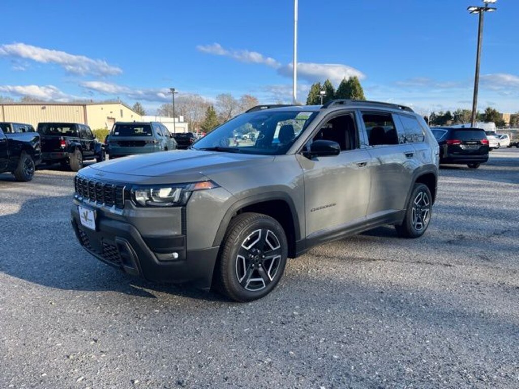 New 2026 Jeep Cherokee Laredo Sport Utility