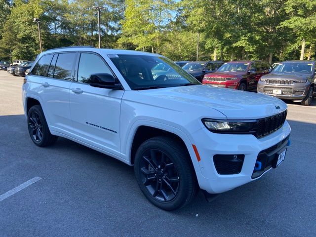 2023 Jeep Grand Cherokee 4xe photo 4