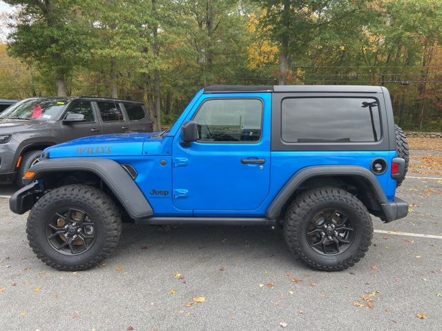 2025 Jeep Wrangler Sport photo 3