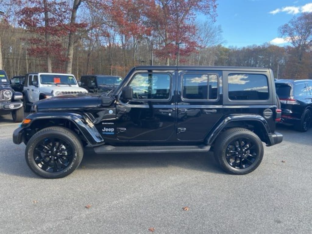 Used 2022 Jeep Wrangler Unlimited 4xe Sahara SUV