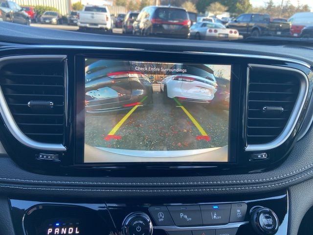 2026 Chrysler Pacifica Select - Photo 19
