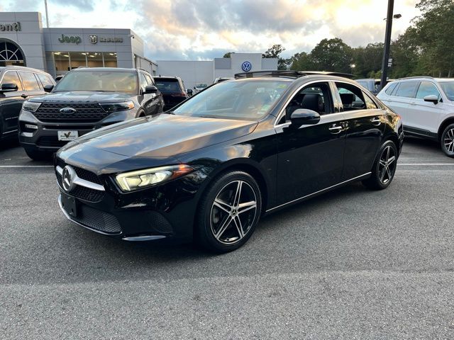 2022 Mercedes Benz A 220 4MATIC photo 2