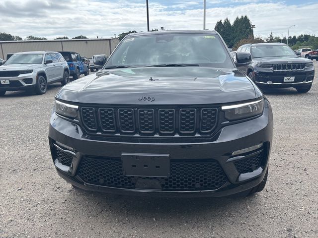 2025 Jeep Grand Cherokee Summit Reserve photo 2
