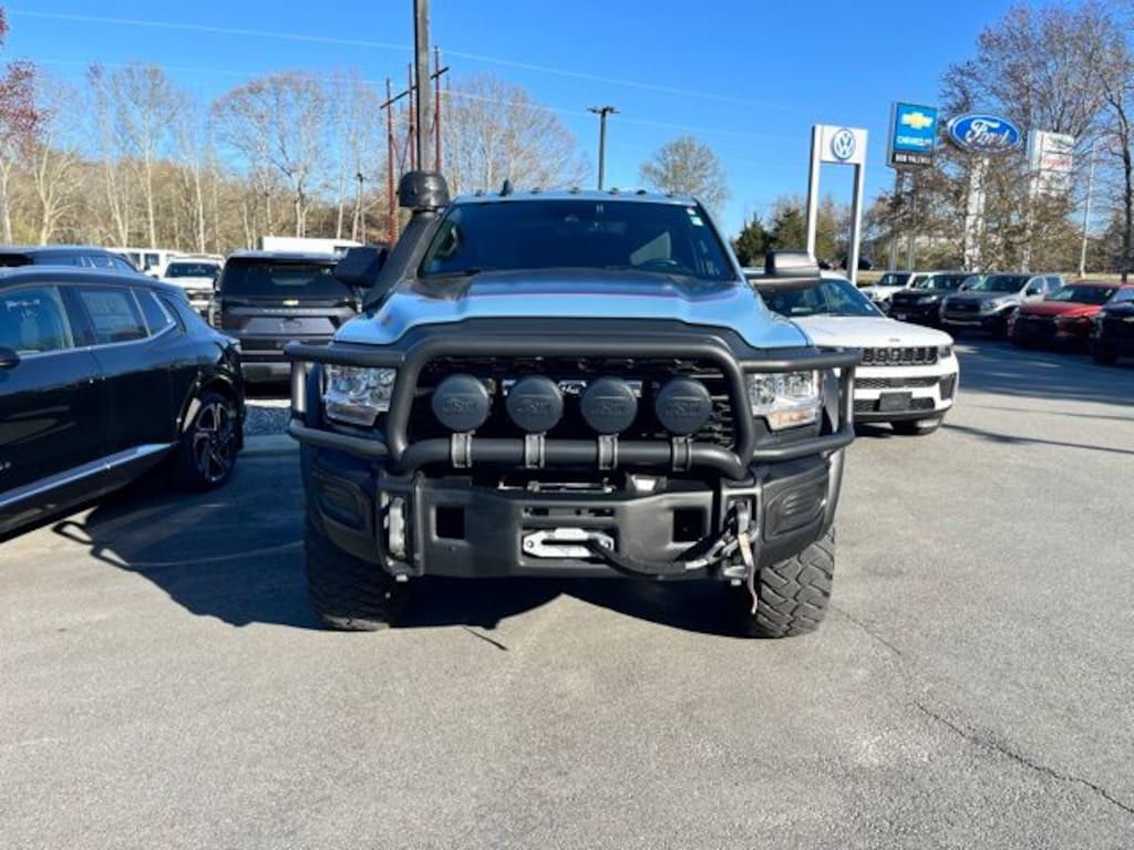 Used 2022 Ram 3500 Chassis Tradesman/SLT Truck Regular Cab