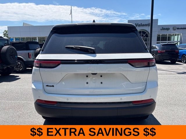 2026 Jeep Grand Cherokee Laredo - Photo 6