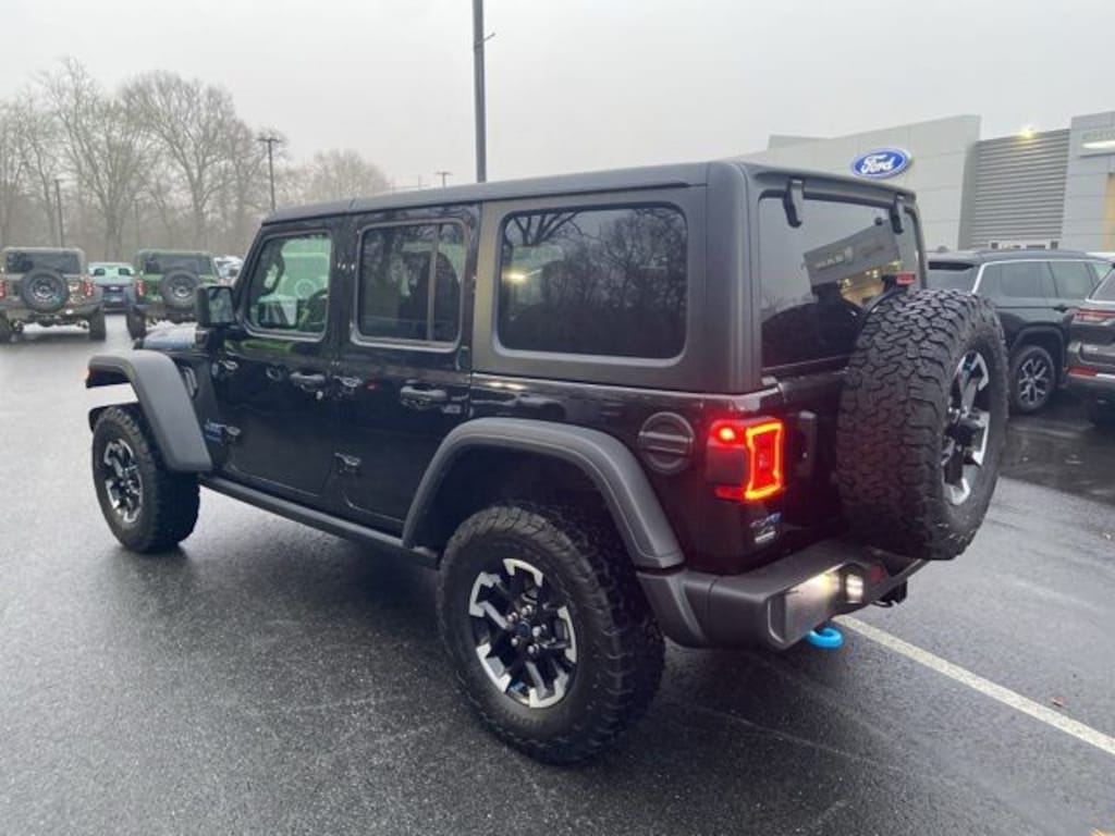 Used 2024 Jeep Wrangler 4xe Rubicon SUV