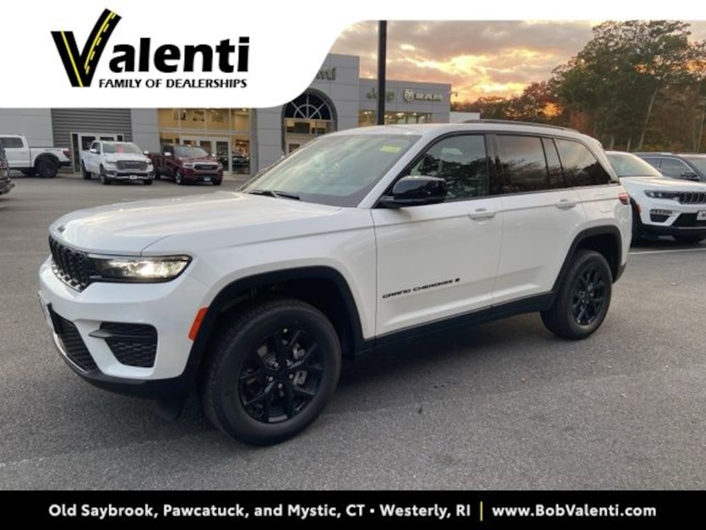 New 2025 Jeep Grand Cherokee Altitude X Sport Utility